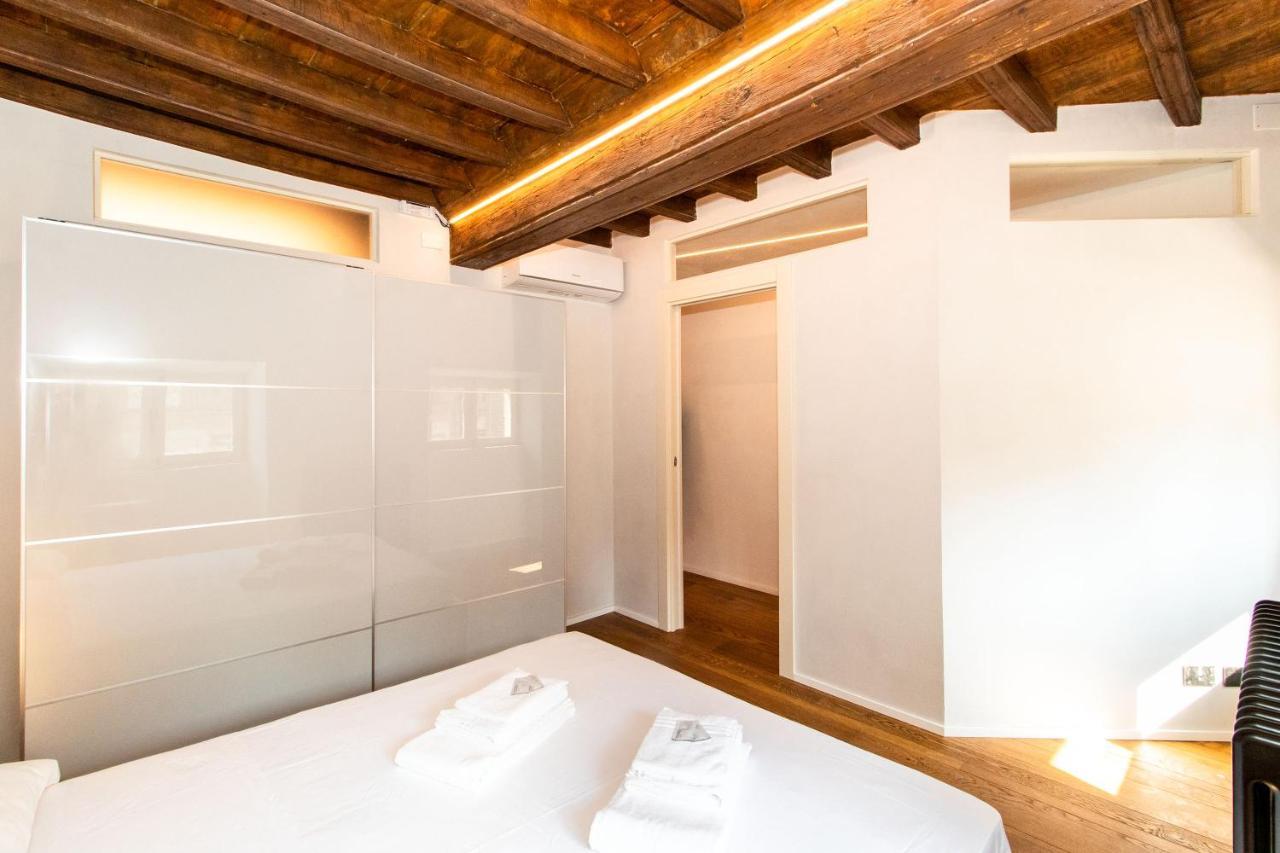 Stylish Quardilatero Romano Central Flat Торино Екстериор снимка